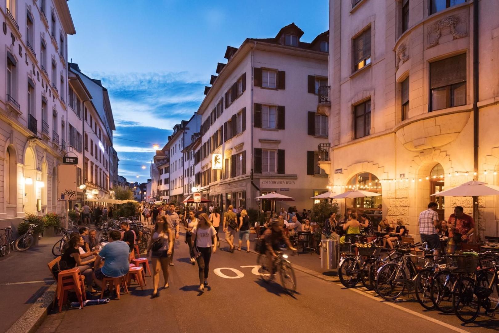 Special Blue Tiger Apartment Basel, Messe Kleinbasel 10-Star エクステリア 写真
